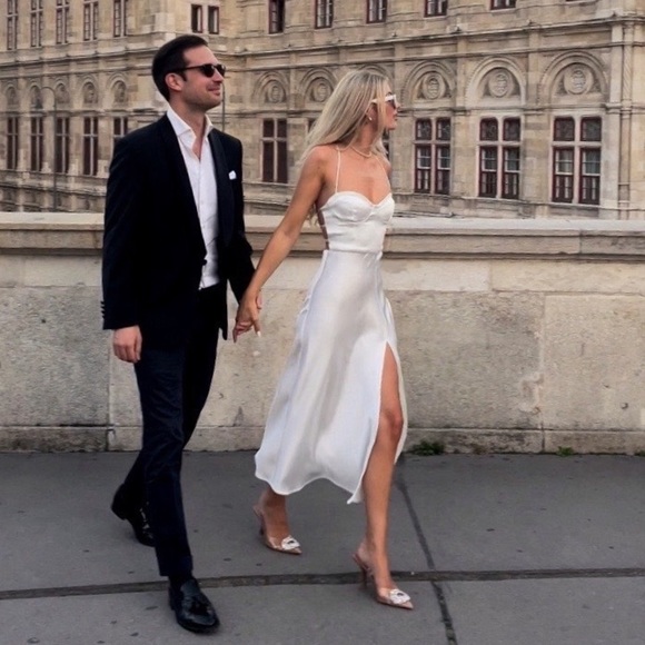 Zara White Satin Effect Sweetheart Neckline Midi Maxi Dress $89.90 - Picture 2 of 16